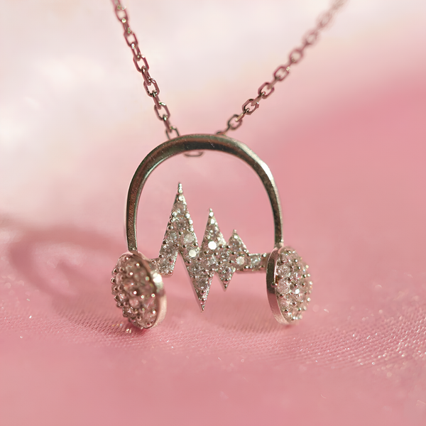Musa Winx Club Necklace