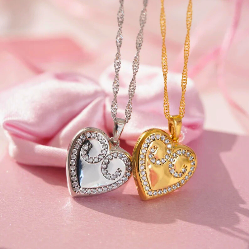 Princess Clara Heart Necklace