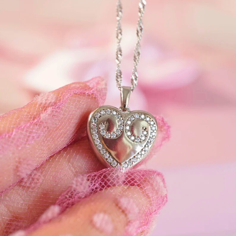 Princess Clara Heart Necklace